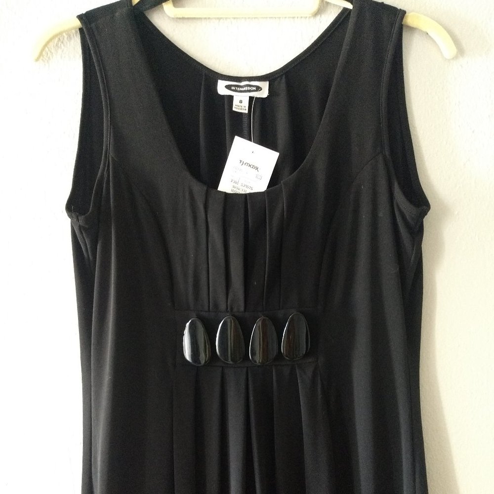 Black Evening Party Dress Pleated, Sleeveless Jewell Band. New Never Worn Size 8